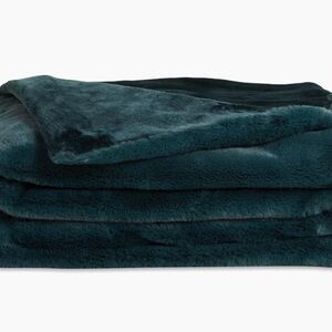 UnHide Lil Marsh in Emerald Kitten, UnHide Lil Marsh Blanket, UnHide Blanket